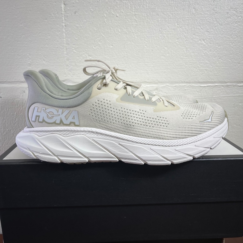 Hoka One One Arahi 7 1147850 OKB Oat Milk Barley Running Shoes Men's 10.5 D